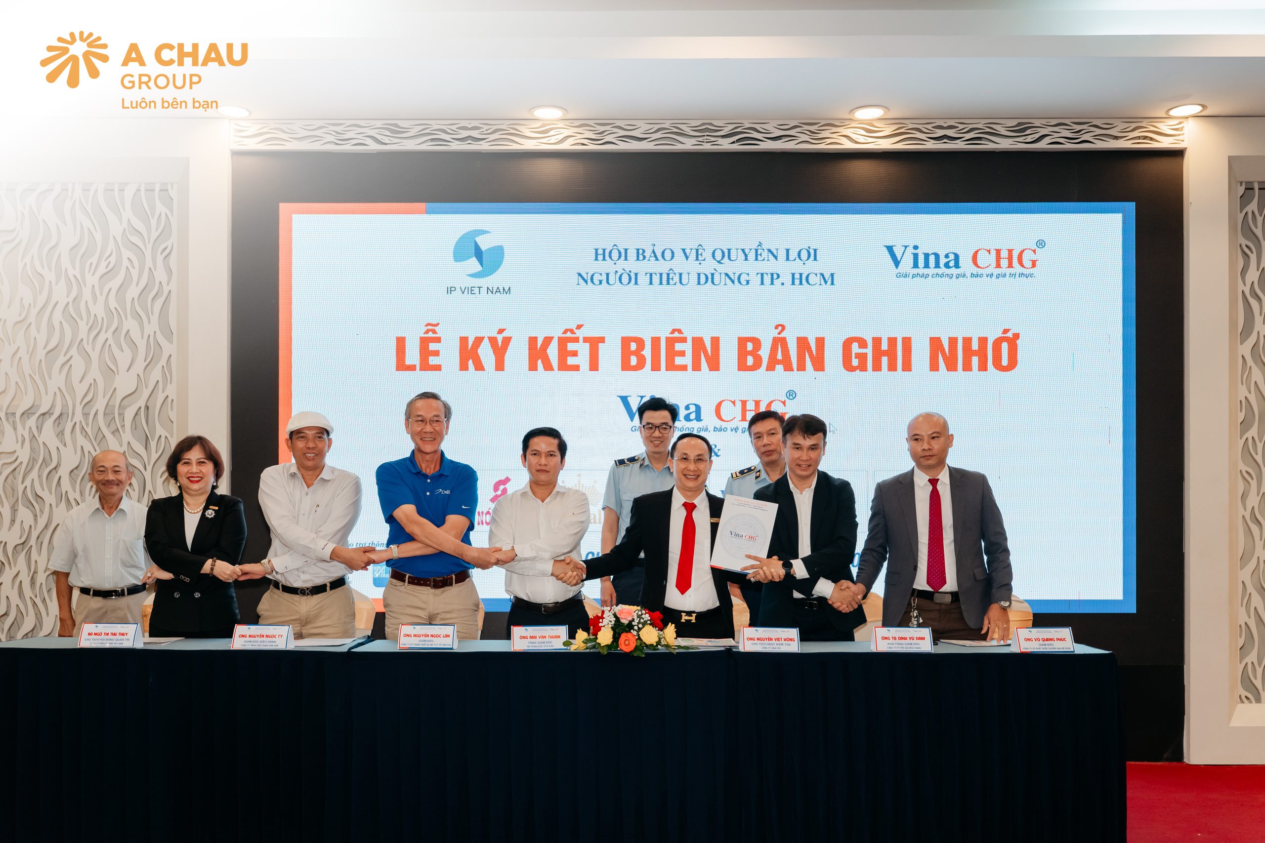 Lễ ký kết biên bản ghi nhớ gồm có công ty tập đoàn quốc tế Á Châu