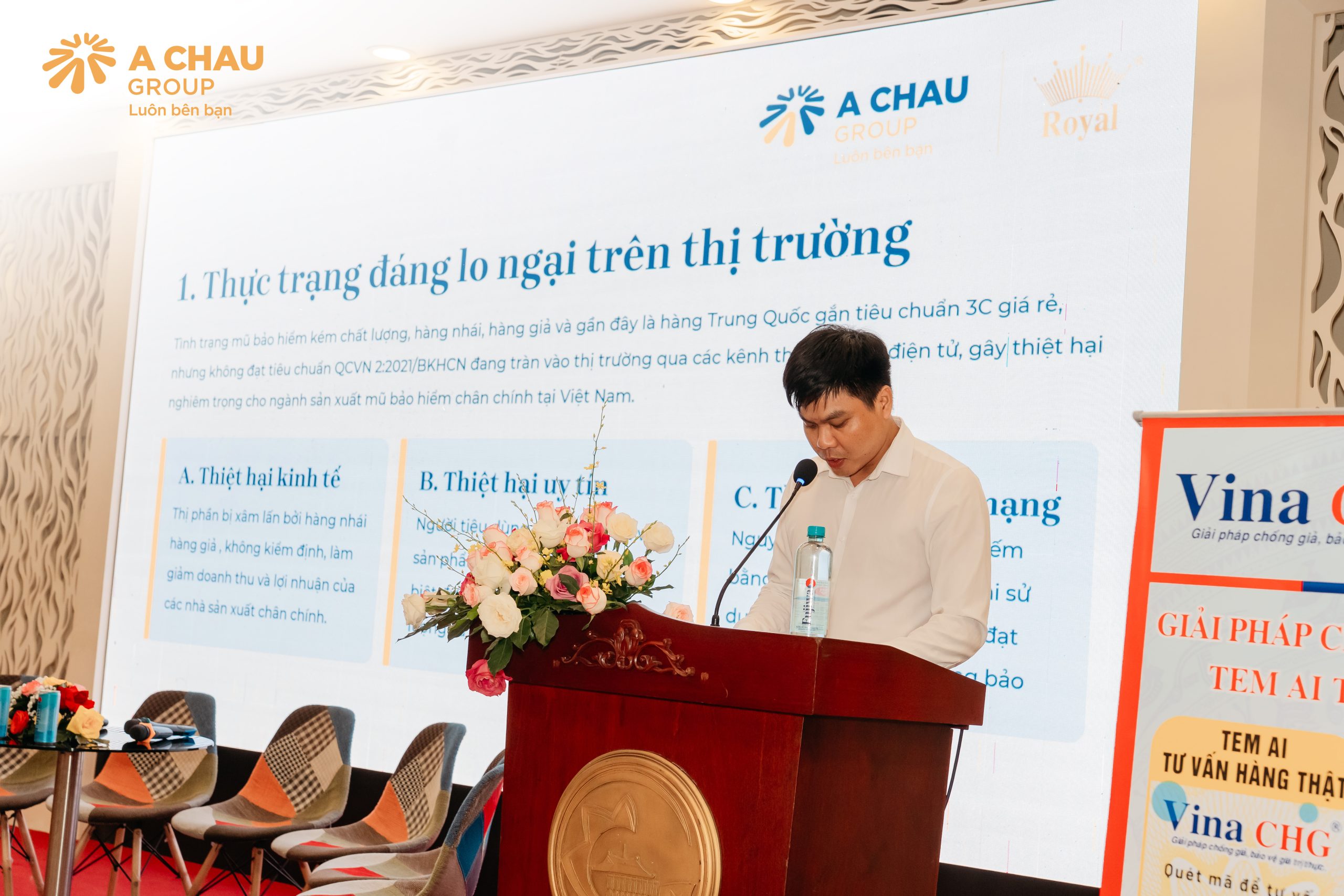 Ông Nguyễn Văn thịnh phó tổng giám đốc công ty nón bảo hiểm Á Châu phát biểu 