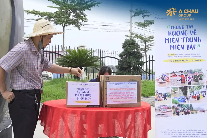 Một số hình ảnh công nhân viên tập đoàn quốc tế Á Châu đóng góp chung tay vì đồng bào miền bắc và miền trung