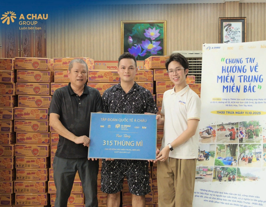 Á Châu Group quyên góp 315 mỳ tôm