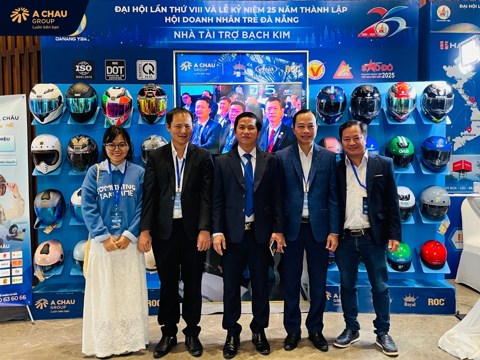 Hình tại đại hội Doanh nhân Trẻ Đà Nẵng lần thứ VIII