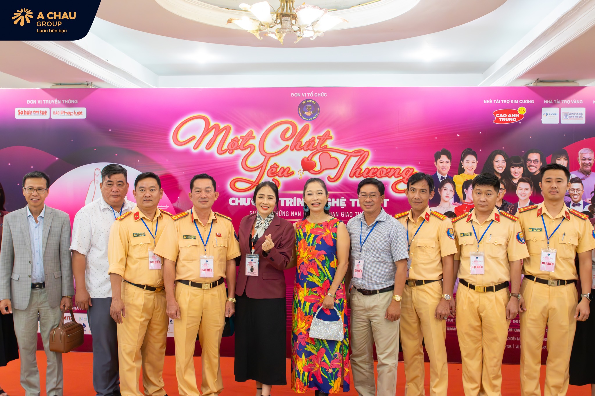 Hình ảnh tại chương trình một chút yêu thương 3