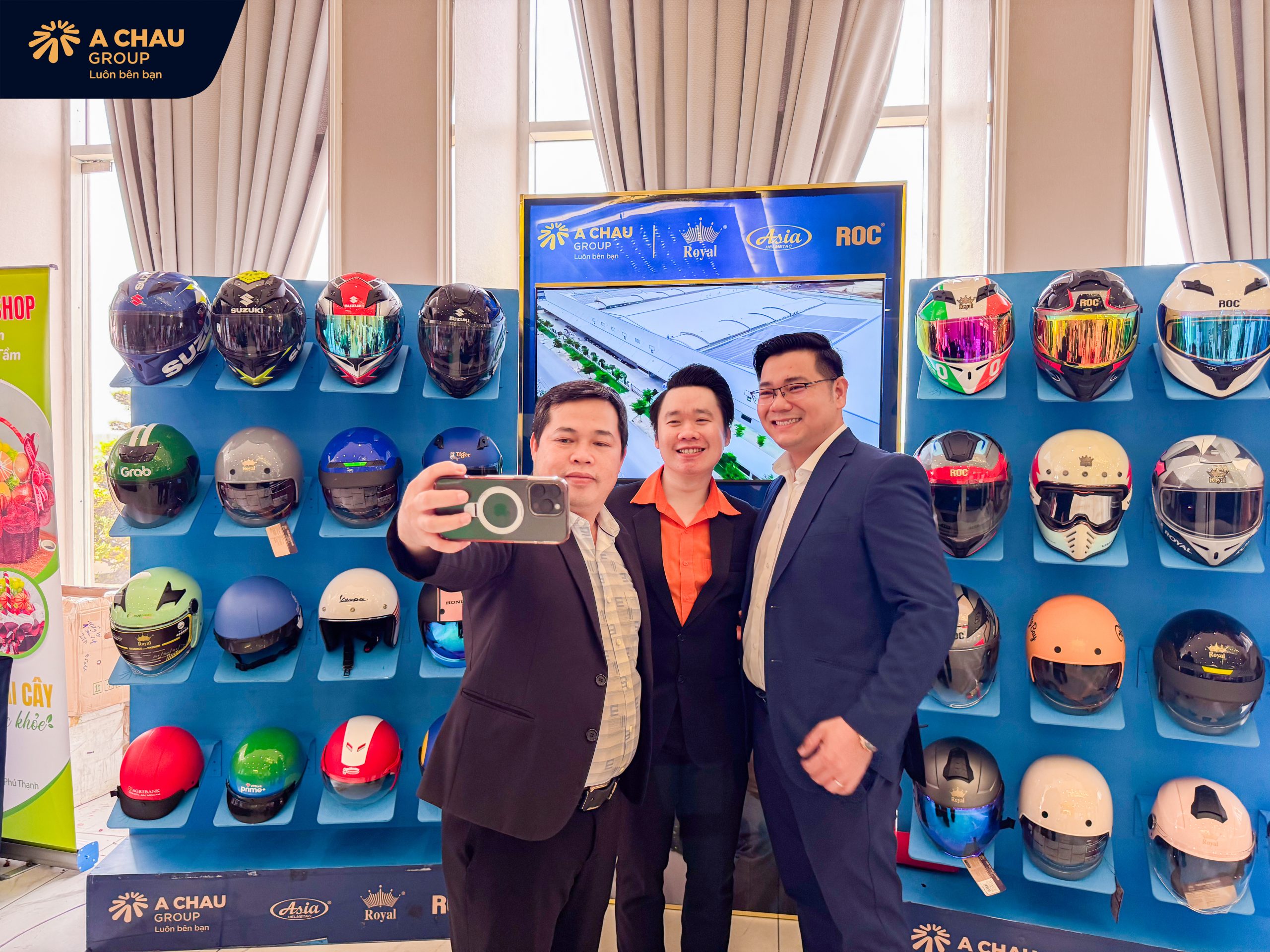 Á Châu Group tham gia trưng bày sản phẩm tại sự kiện “Đêm Sắc Màu” của Hội Doanh Nhân Sài Gòn