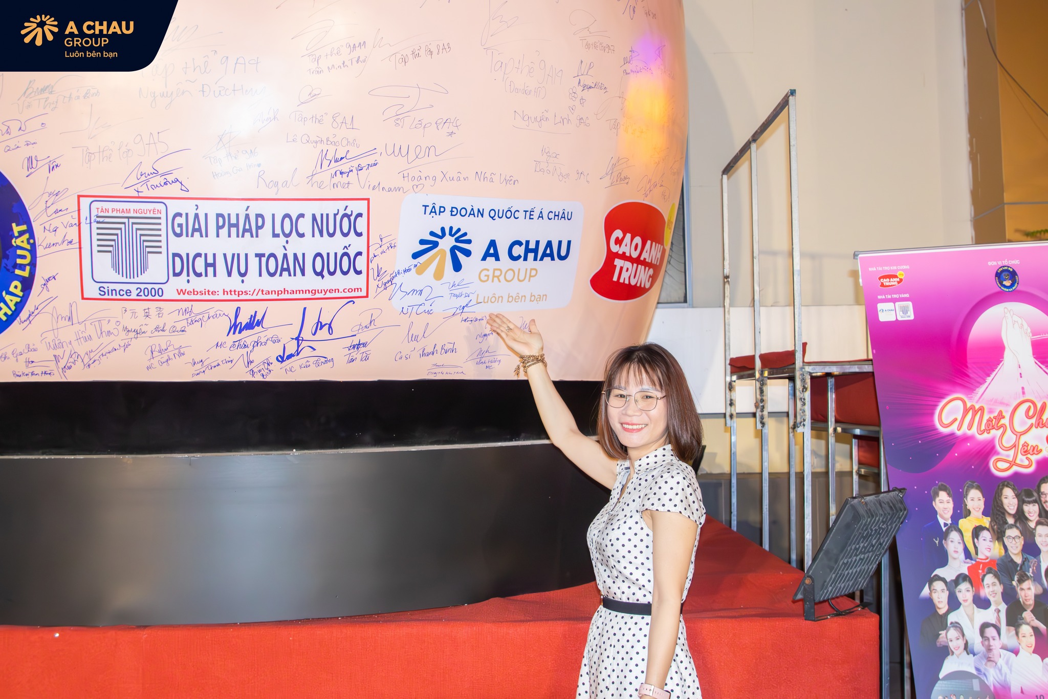 Hình ảnh tại chương trình một chút yêu thương 3