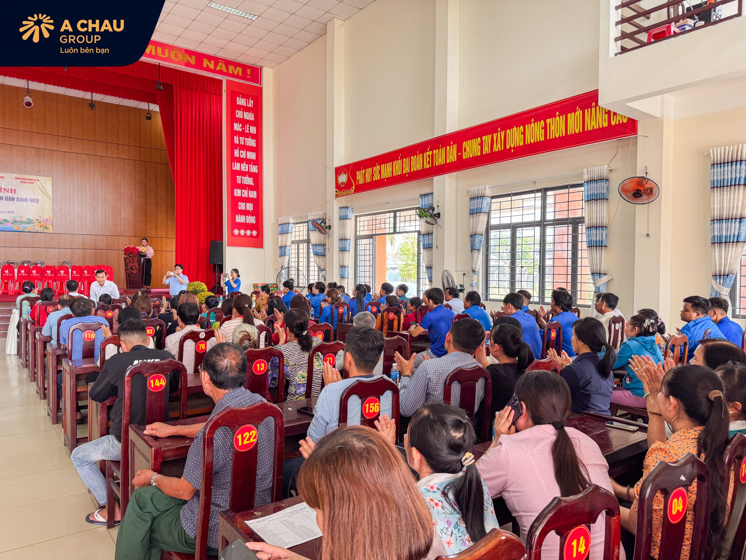 Một số hình ảnh khác tại buổi trao quà