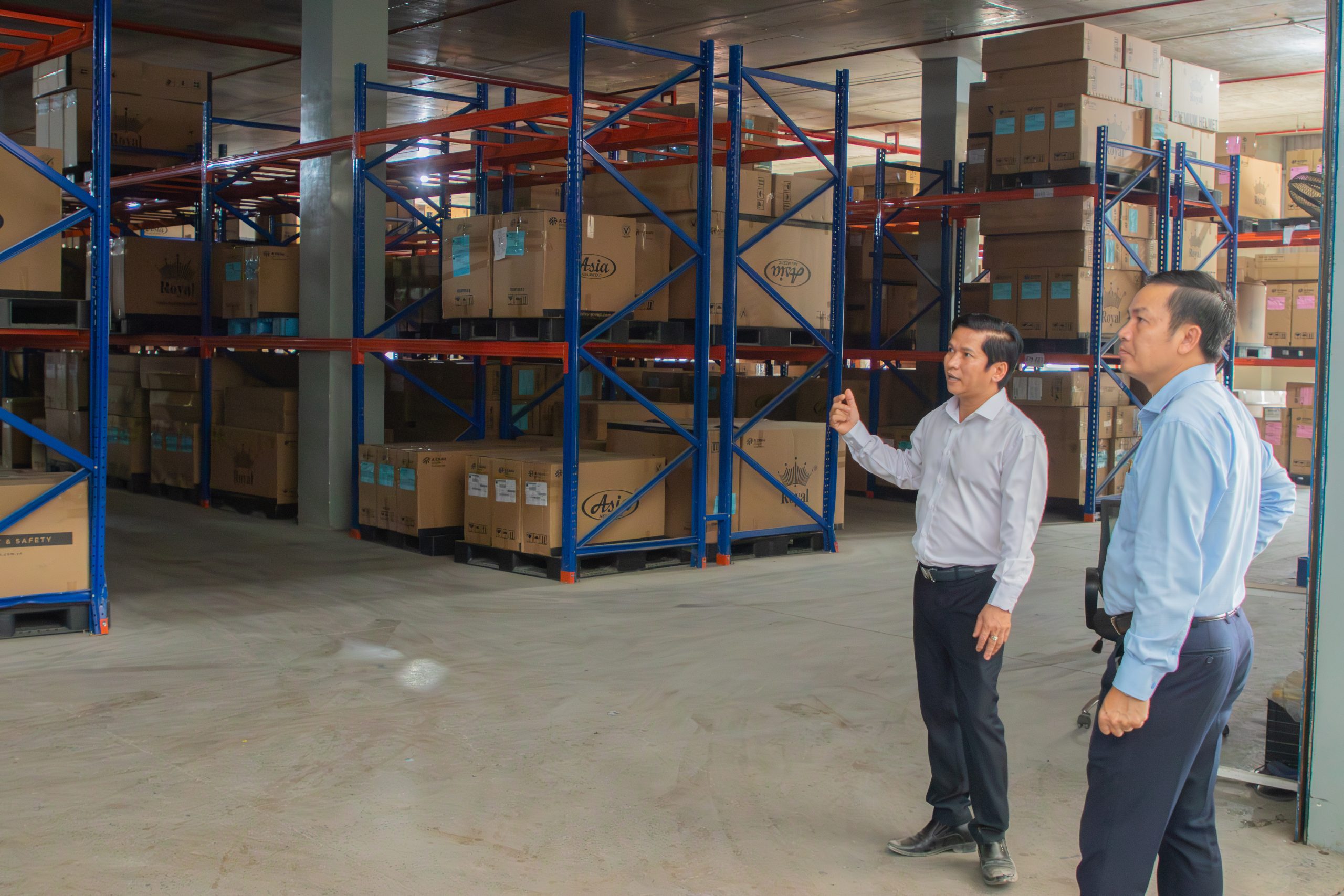 Một số hình ảnh tại buổi tham quan nhà máy