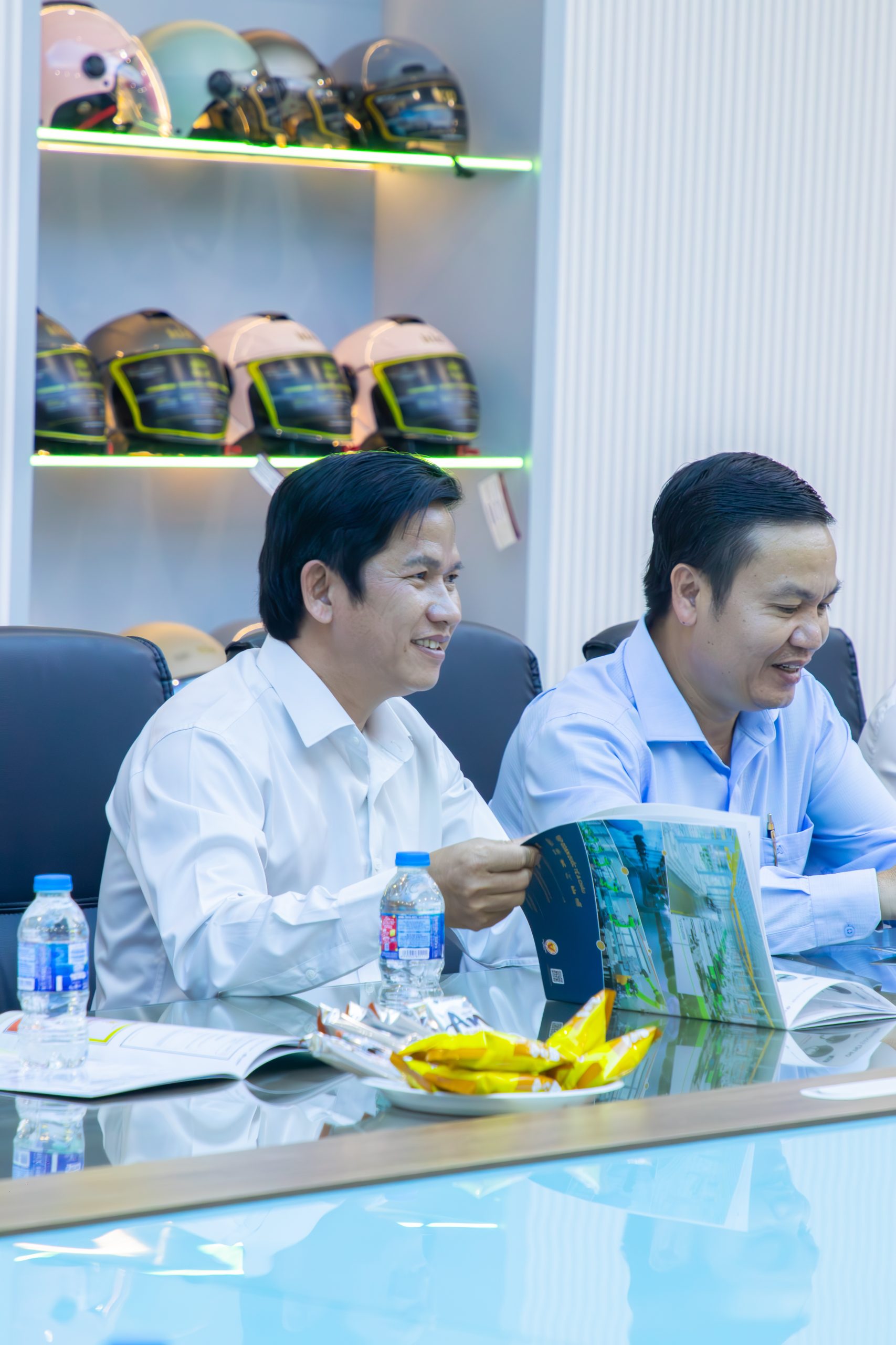 Một số hình ảnh tại buổi tham quan nhà máy