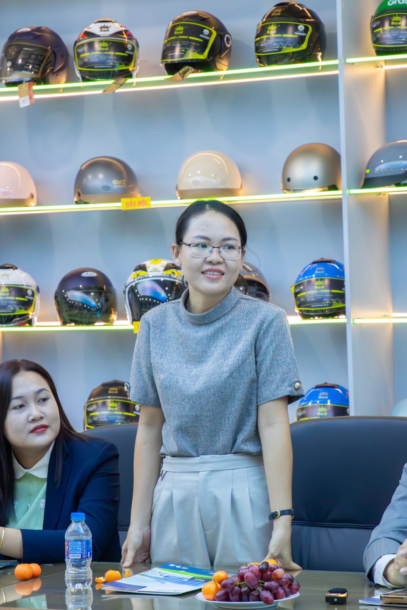 Một số hình ảnh tại buổi tham quan nhà máy