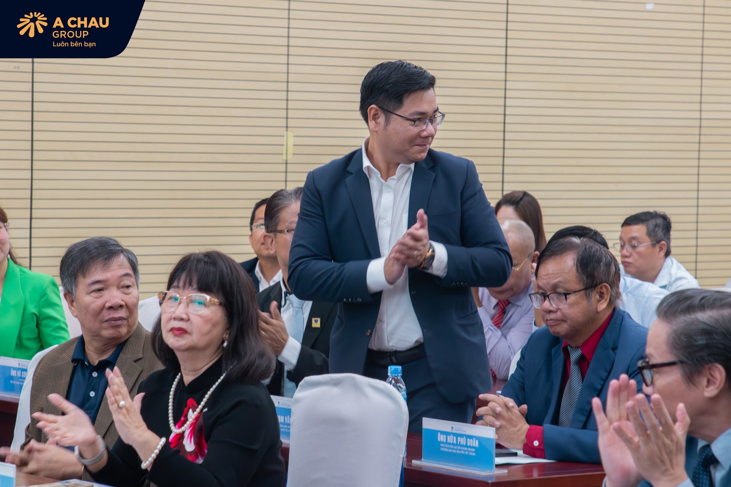 Một số hình ảnh khác tại sự kiện Á Châu Group ký kết hợp tác chiến lược với Đại học Nguyễn Tất Thành tại Diễn đàn B2B 2026