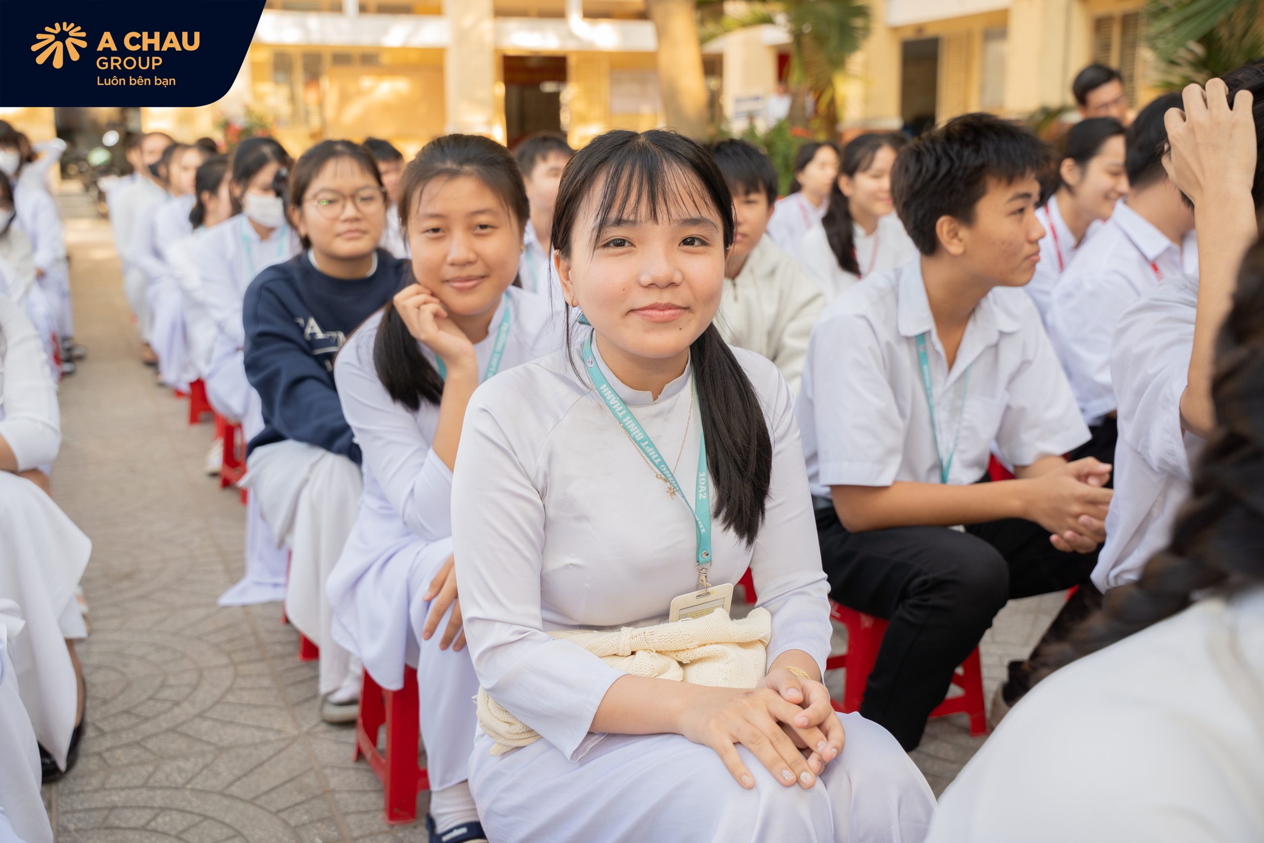 Tuyên truyền an toàn giao thông và phòng chống bạo lực học đường tại trường thpt bình thạnh