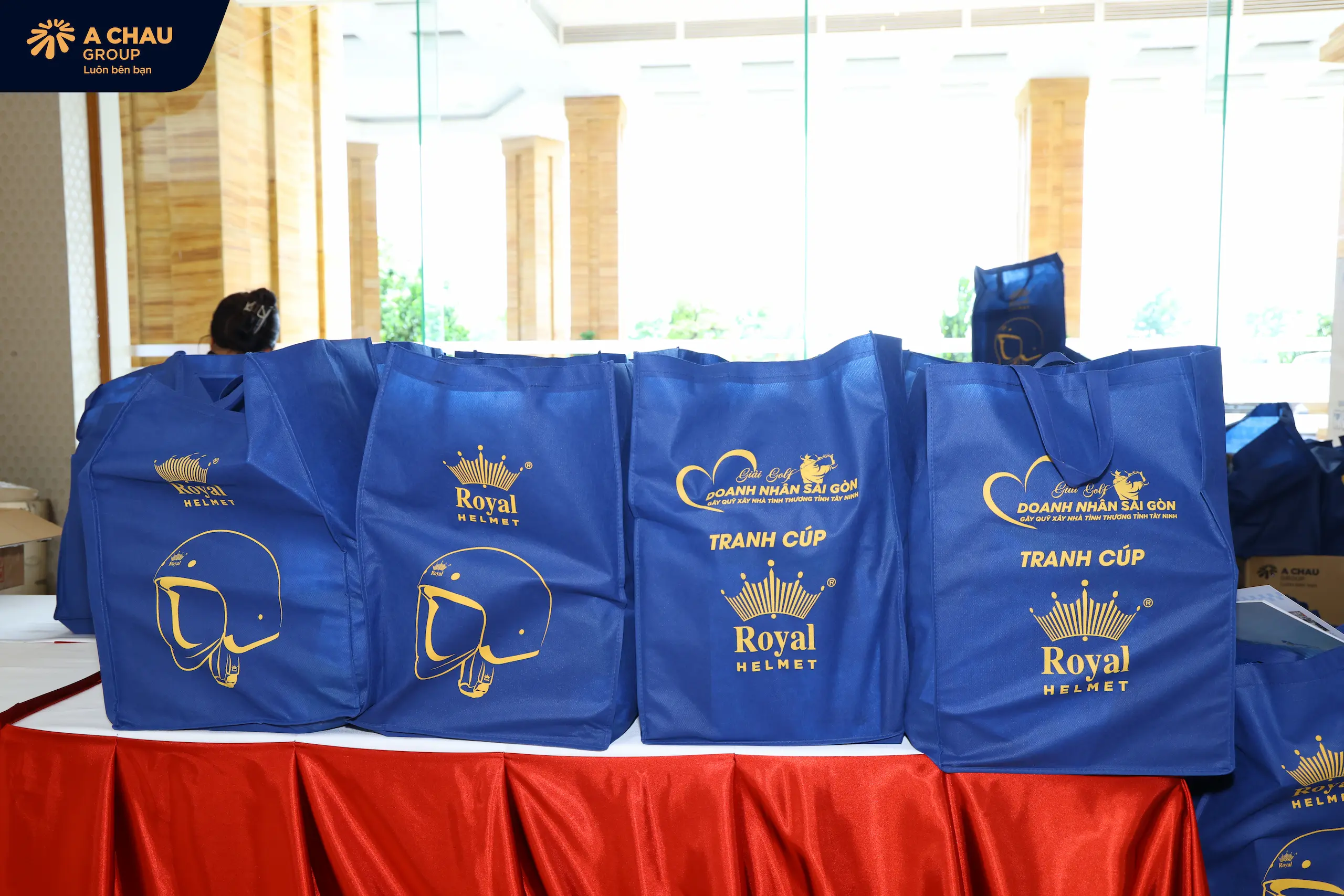 Á Châu Group đồng hành cùng giải Golf doanh nhân Sài Gòn tranh cúp Royal Helmet 4 Á CHÂU GROUP ĐỒNG HÀNH CÙNG GIẢI GOLF DOANH NHÂN SÀI GÒN: KIẾN TẠO MÁI ẤM – TRAO GỬI YÊU THƯƠNG