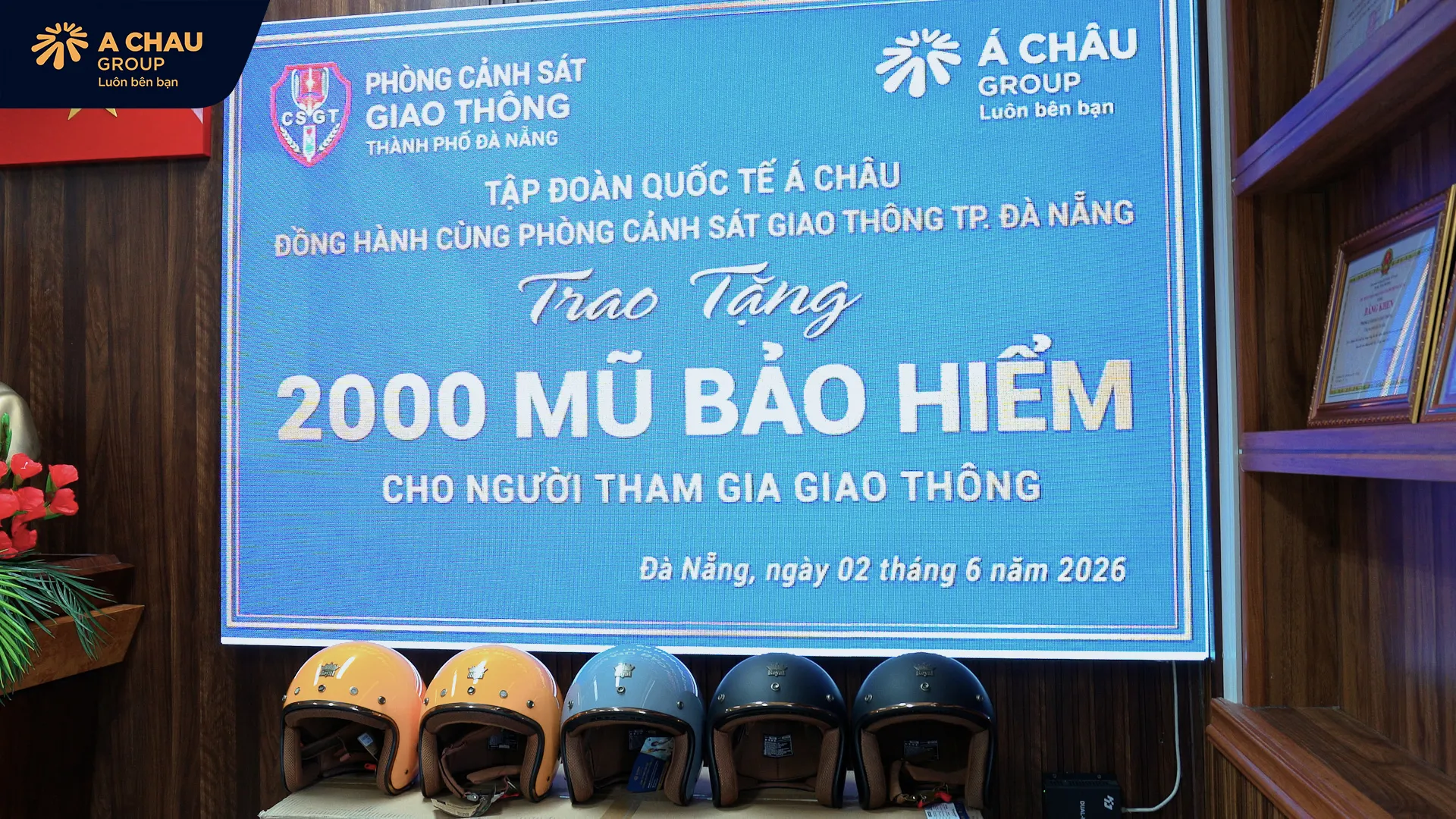 MỐT Ố HÌNH ẢNH TẠI LAN TỎA VĂN HÓA GIAO THÔNG AN TOÀN TẠI ĐÀ NẴNG