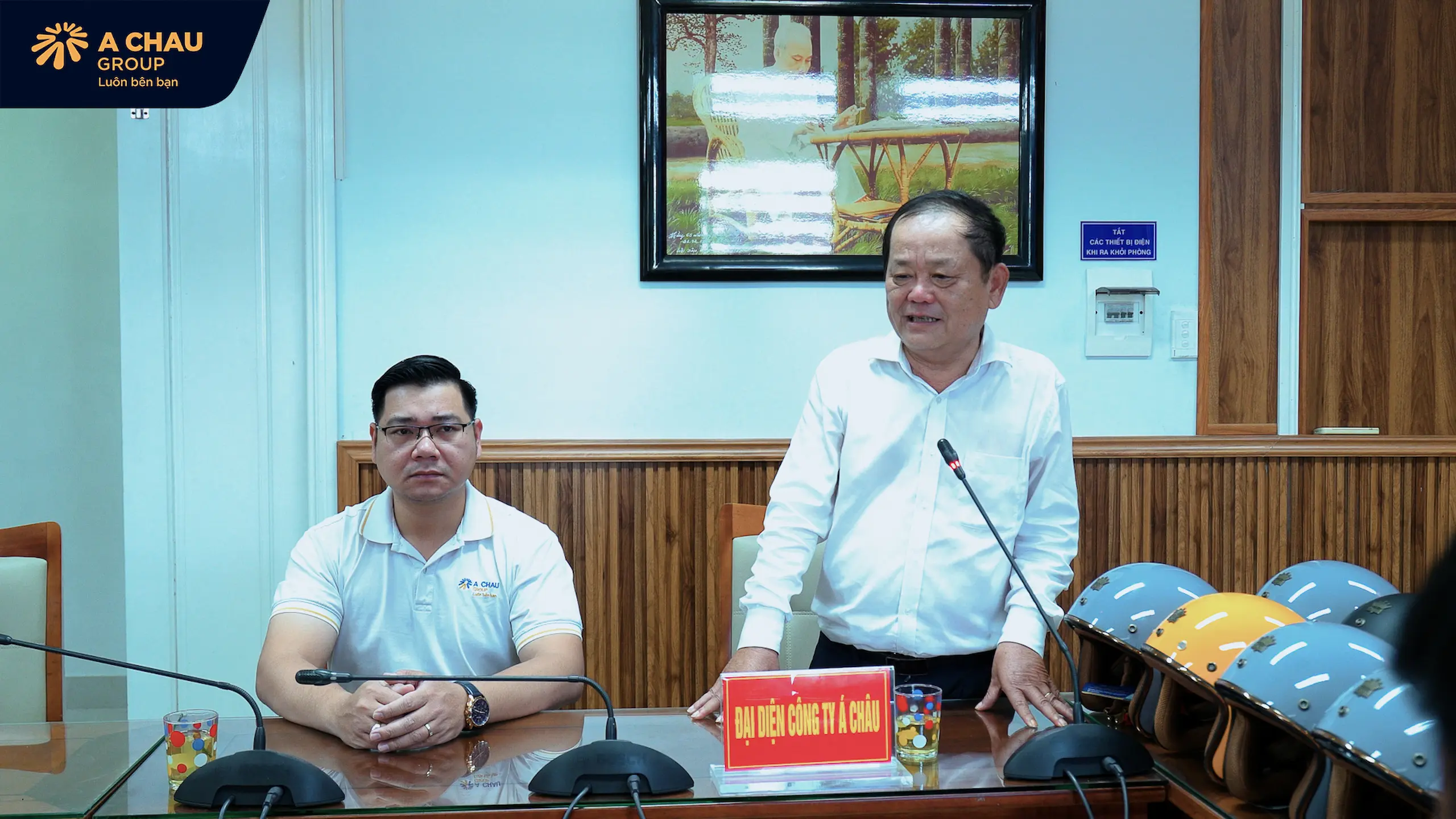 Đại diện Tập đoàn quốc tế Á Châu phát biểu tại buổi lễ