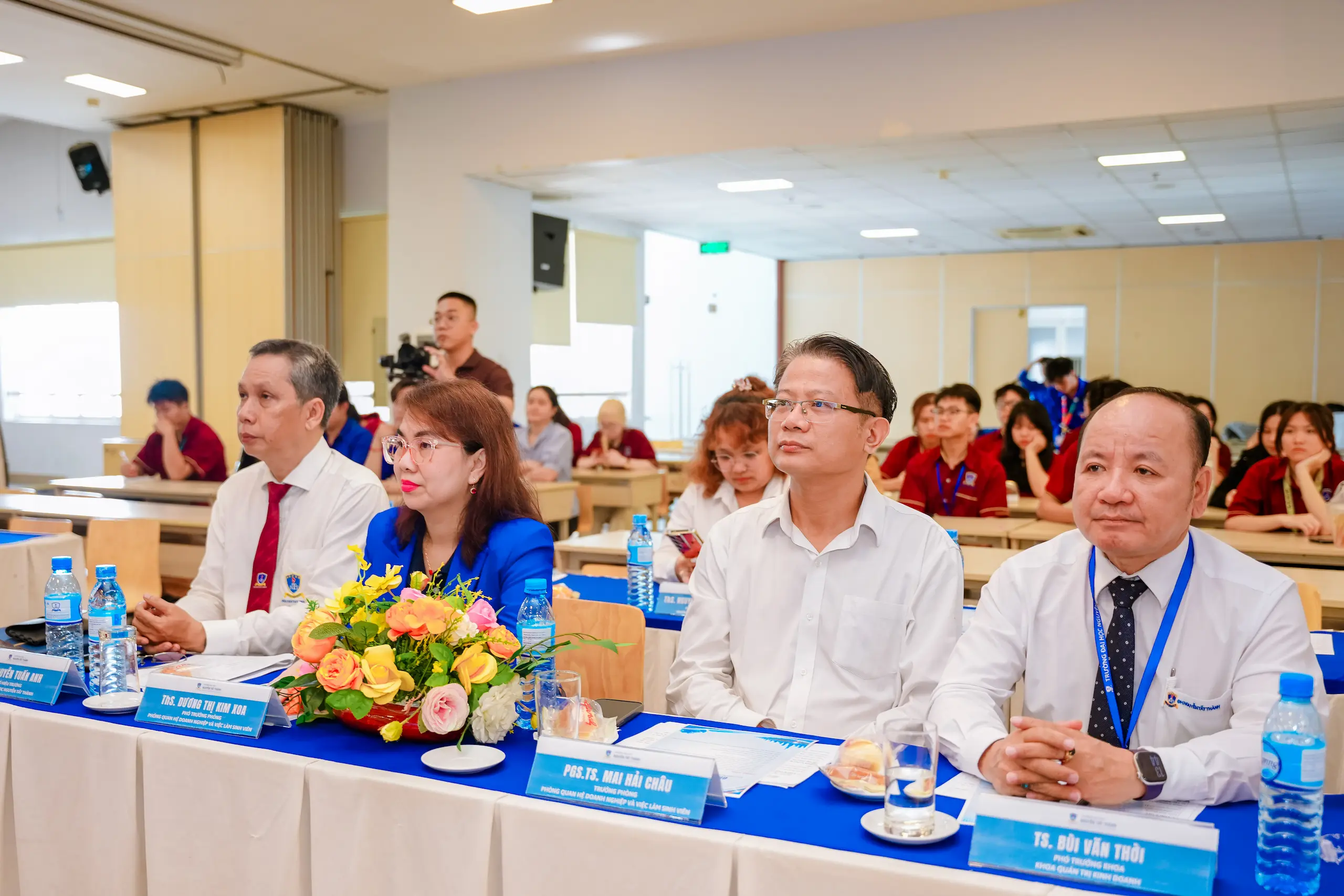 Á CHÂU GROUP GIAO LƯU DOANH NGHIỆP CÙNG SINH VIÊN ĐẠI HỌC NGUYỄN TẤT THÀNH: LAN TỎA KIẾN THỨC THỰC TIỄN – MỞ RỘNG CƠ HỘI NGHỀ NGHIỆP