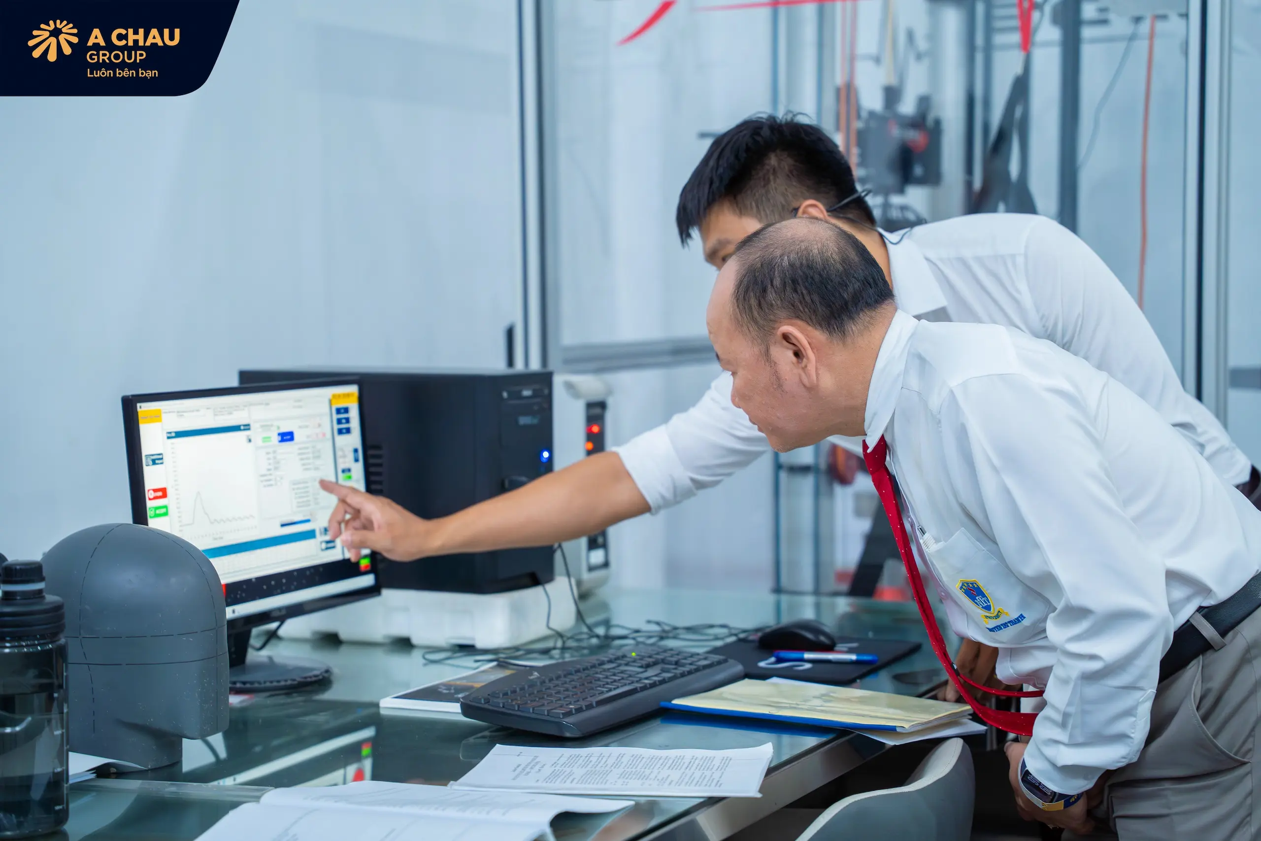 Hình ảnh FROM MATERIAL TO SAFETY"