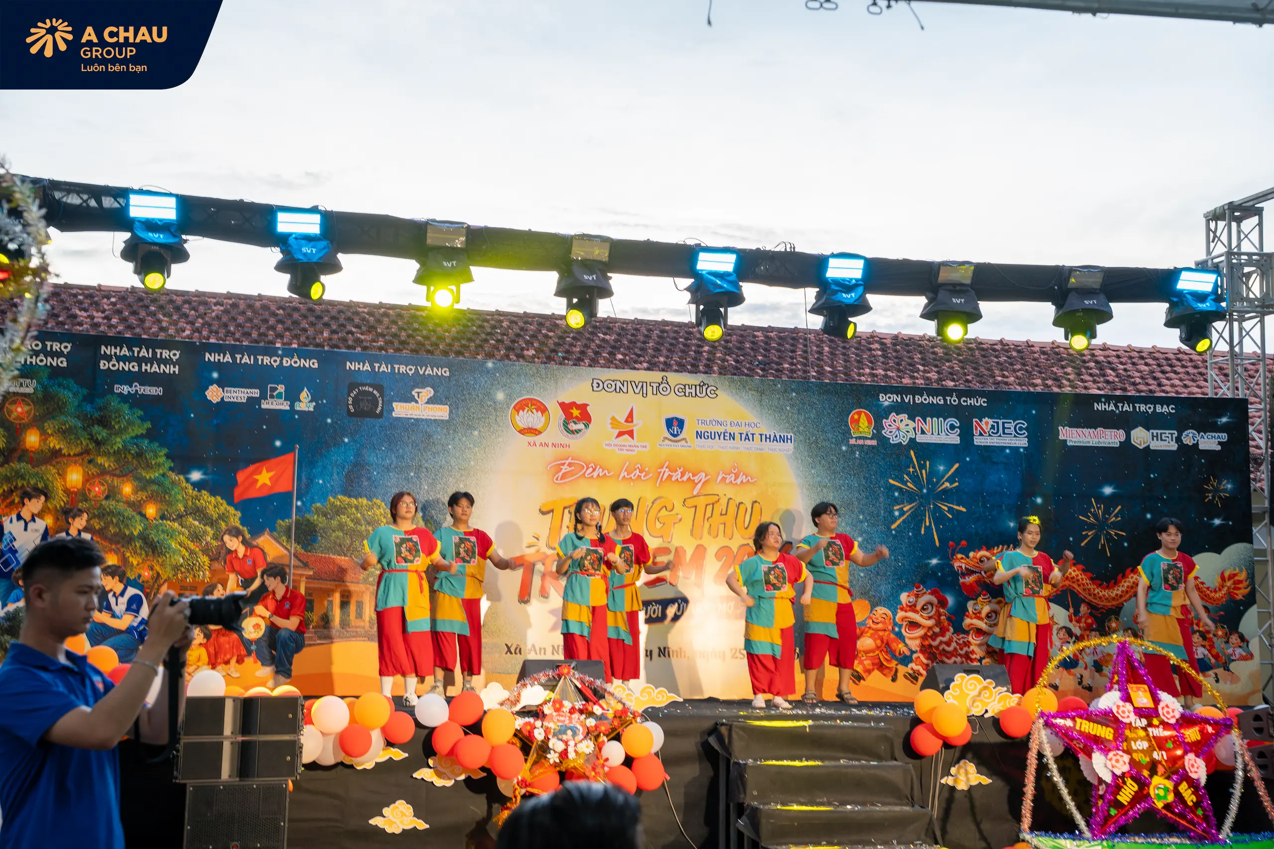 Á Châu Group đồng hành cùng Trường THCS An Ninh: Vui Trung Thu, lan tỏa ý thức an toàn giao thông