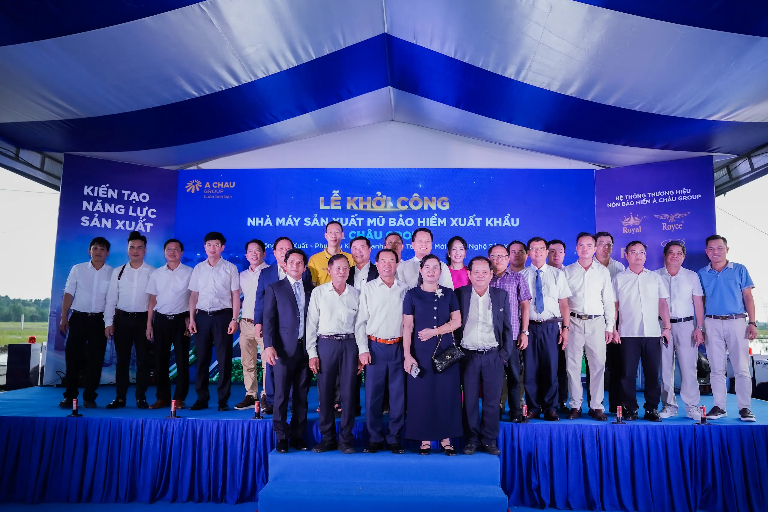 Á Châu Group khởi công nhà máy sản xuất mũ bảo hiểm xuất khẩu quy mô 75.000 m² 4 Khách hàng và đối tác trong buổi lễ khởi công nhà máy