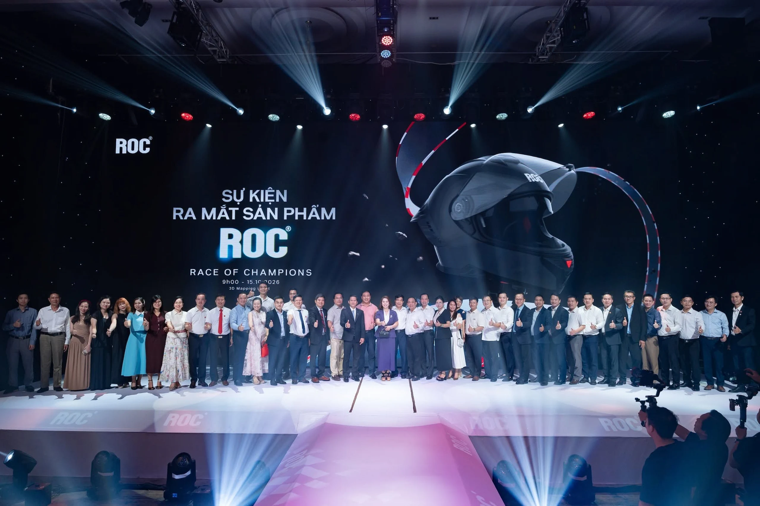 Á Châu Group ra mắt sản phẩm ROC với chủ đề “Race of Champions – Vị thế dẫn đầu” 1 Tập đoàn Quốc tế Á Châu tổ chức sự kiện ra mắt sản phẩm ROC tại khách sạn Tân Sơn Nhất