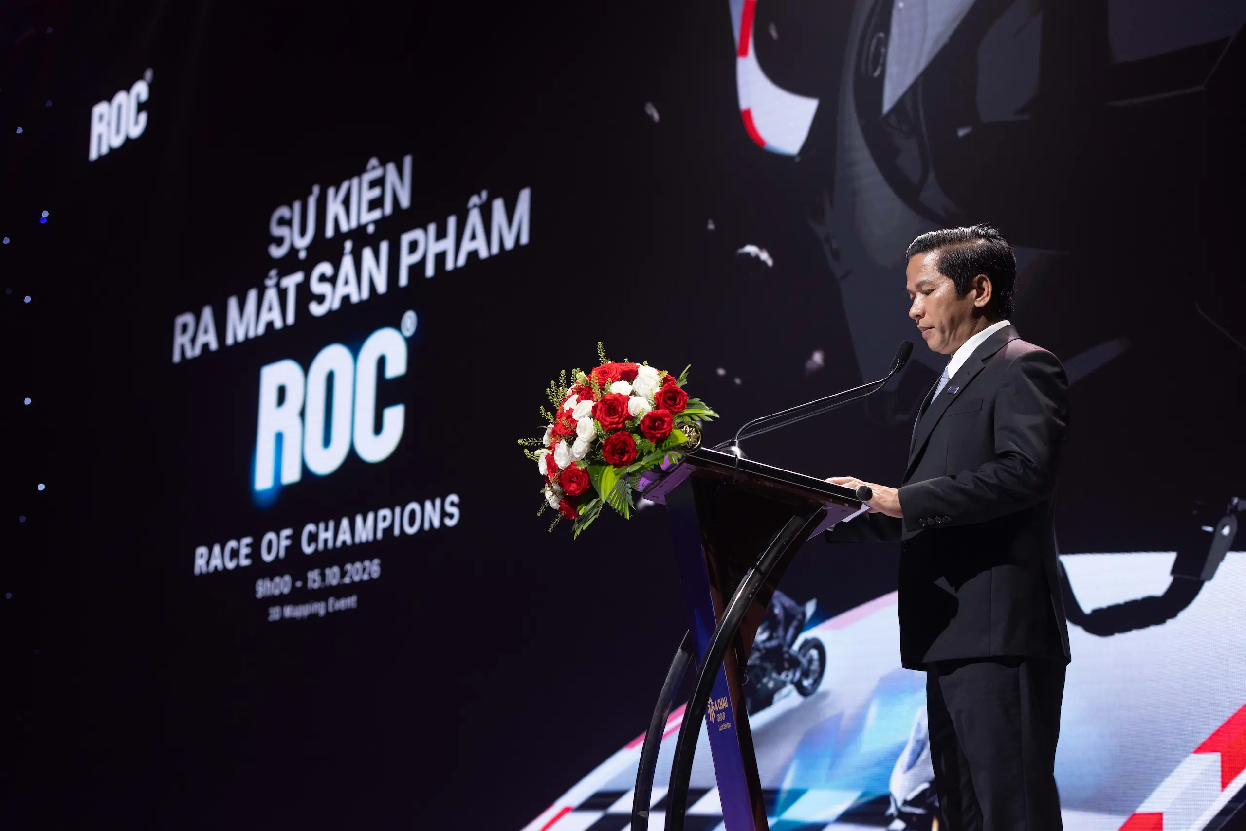 Á Châu Group ra mắt sản phẩm ROC với chủ đề “Race of Champions – Vị thế dẫn đầu” 6 ông Mai Văn Thuận – Tổng Giám đốc Tập đoàn Quốc tế Á Châu có bài phát biểu chia sẻ về định hướng phát triển thương hiệu ROC